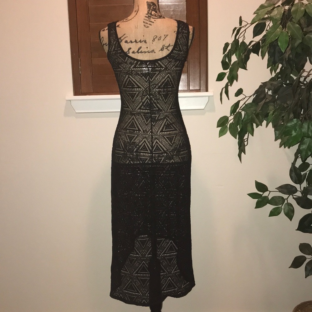 Swimsuit cover-up - Picture 2 of 3